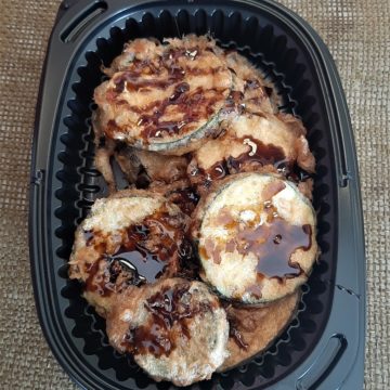 Berenjenas y calabacin andaluza (rebozados) con salmorejo.