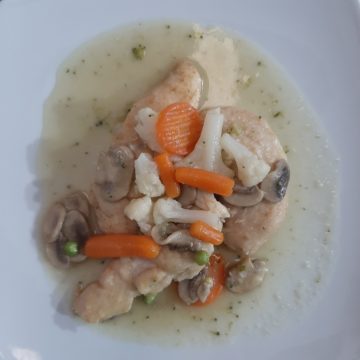 Pechugas de pollo con verduritas y champiñón