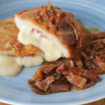 Aneto jerezano (empanado de pechuga de pollo, york y queso)